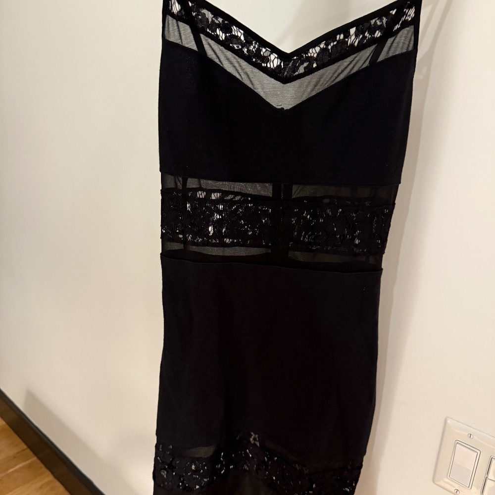 FRENCH CONNECTION Lace Black Dress